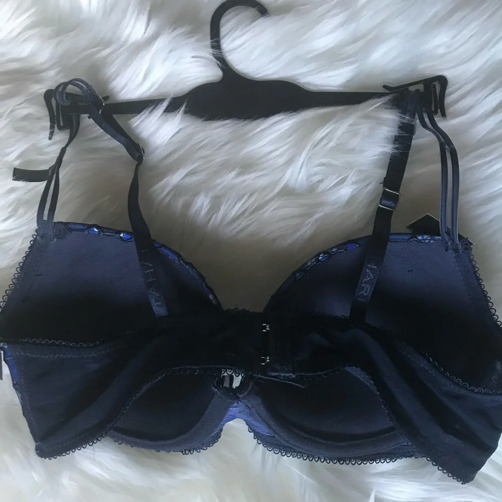 TAHARI FLAWLESS CLEAVAGE BRA - Picture 3 of 7
